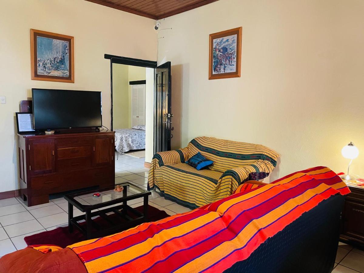Villas Jabel Tinamit Панахачел Екстериор снимка